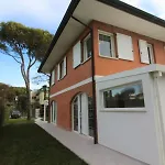 Villa Modern A Few Steps From The