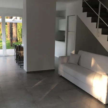 Villa Modern A Few Steps From The *